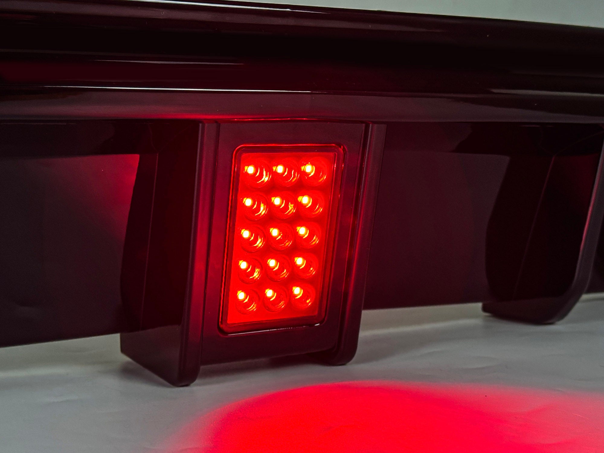 Schwarz Glanz Diffusor Heckdiffusor mit Licht für BMW 1er F20 F21 M Paket 15-19 LCI OHNE ABE