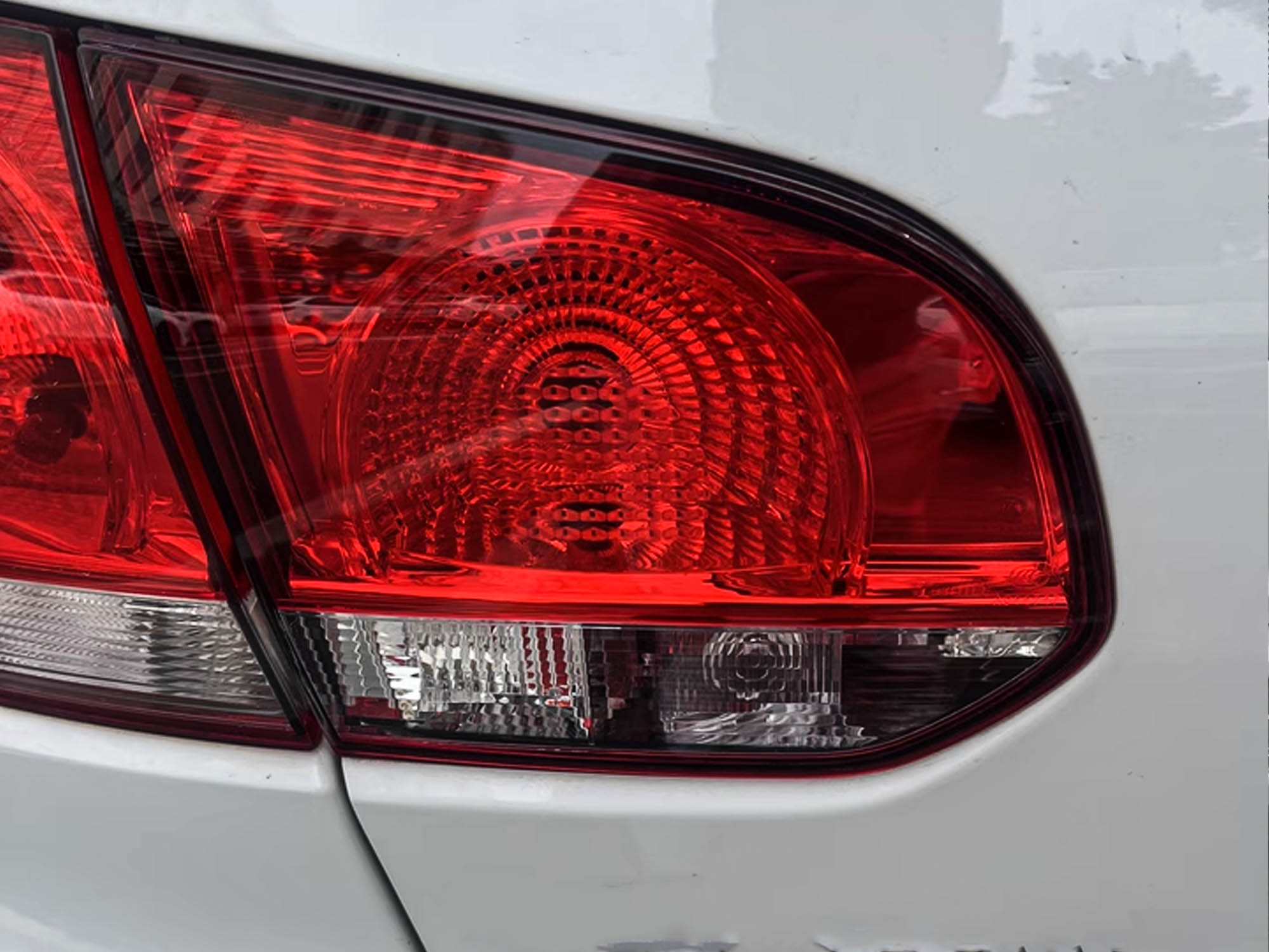 Hecklicht Rückleuchte für VW Golf 6 08-12 Außen Links