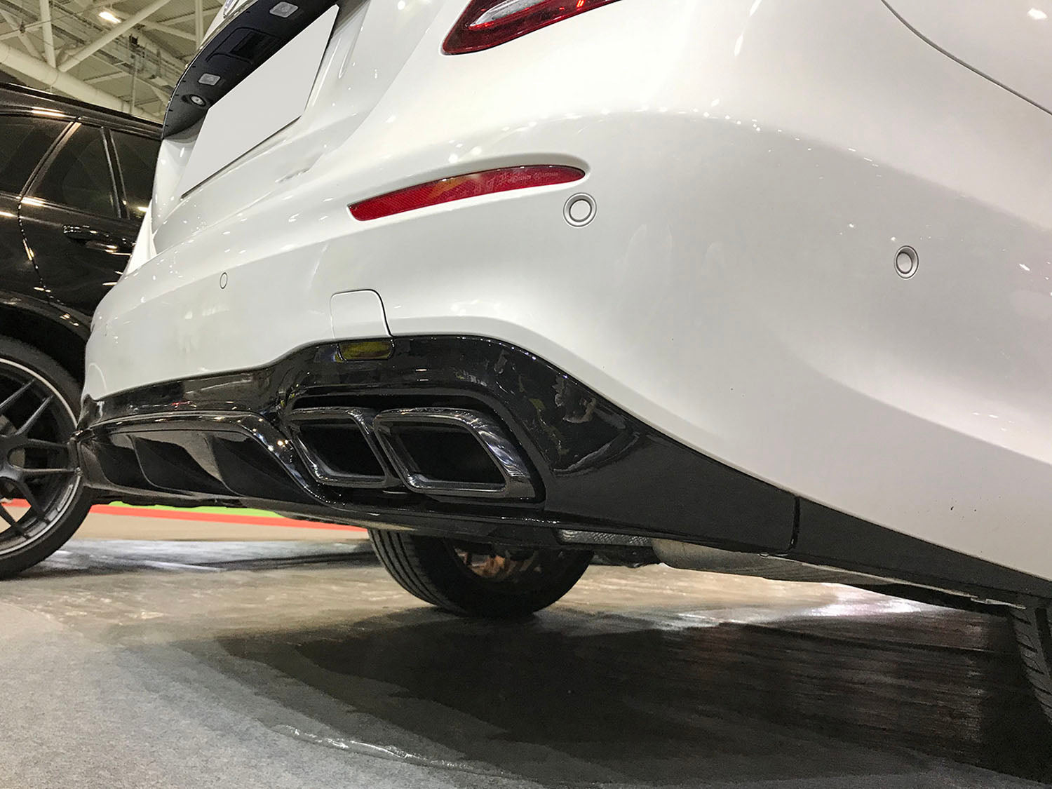 NUR FÜR BENZIN Heck Diffusor + Auspuffblenden Schwarz für Mercedes E-Klasse W213 S213 Avantgarde di34