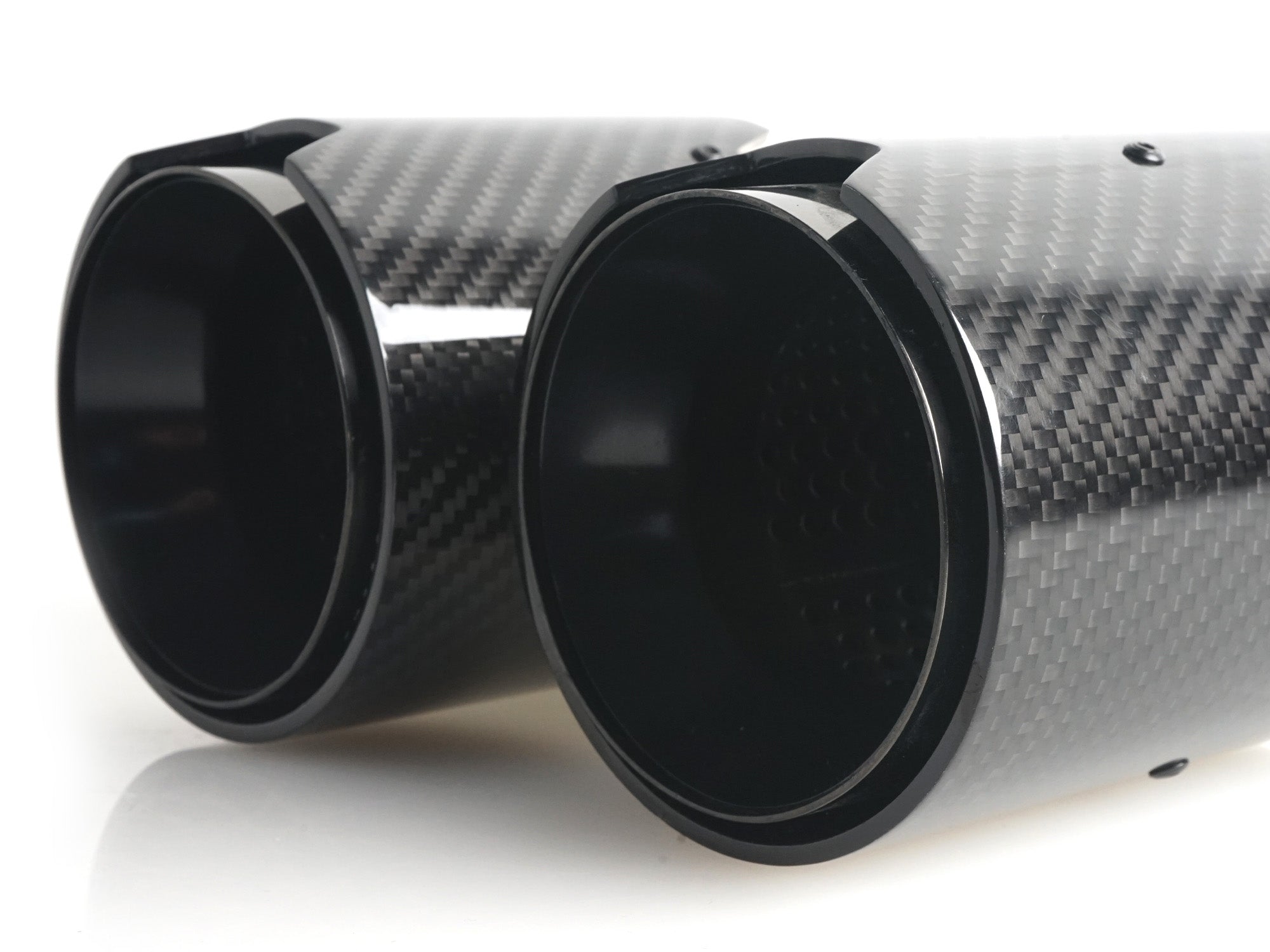 Zu 60-63mm Glanz Carbon Fiber Auspuff Endrohre für BMW G42 G20 G21 G22 G23 G26