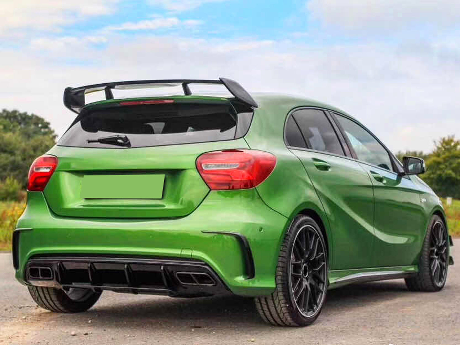 Diffusor Heckdiffusor + Schwarz Auspuffblenden für Mercedes Benz A-Klasse W176 AMG Line A45 AMG ab2015 di17