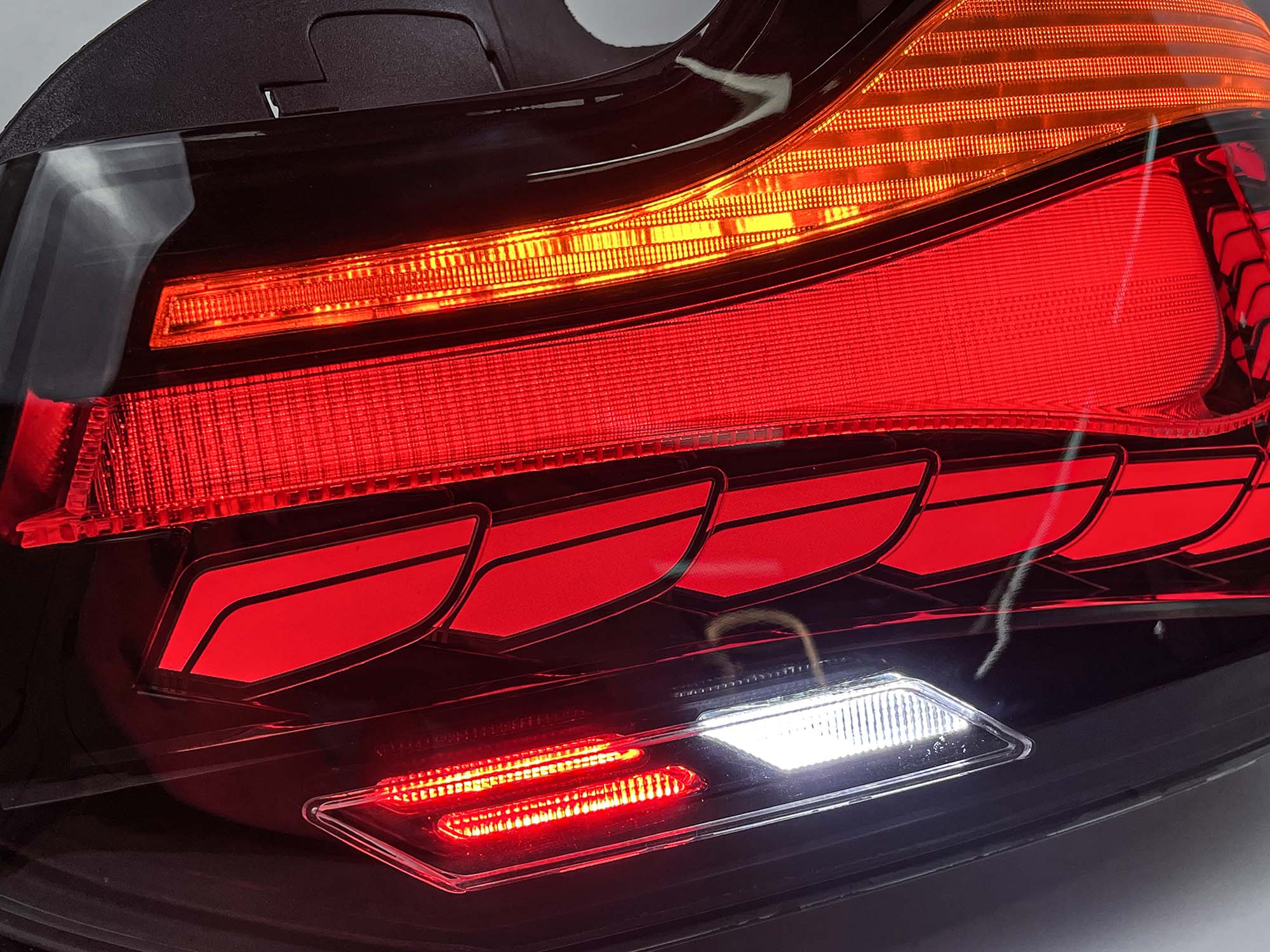 NEU Rot Rauch OLED Rückleuchten Rücklicht Passend für 2er F22 F23 M2 F87 230i 228i Sequentiellem
