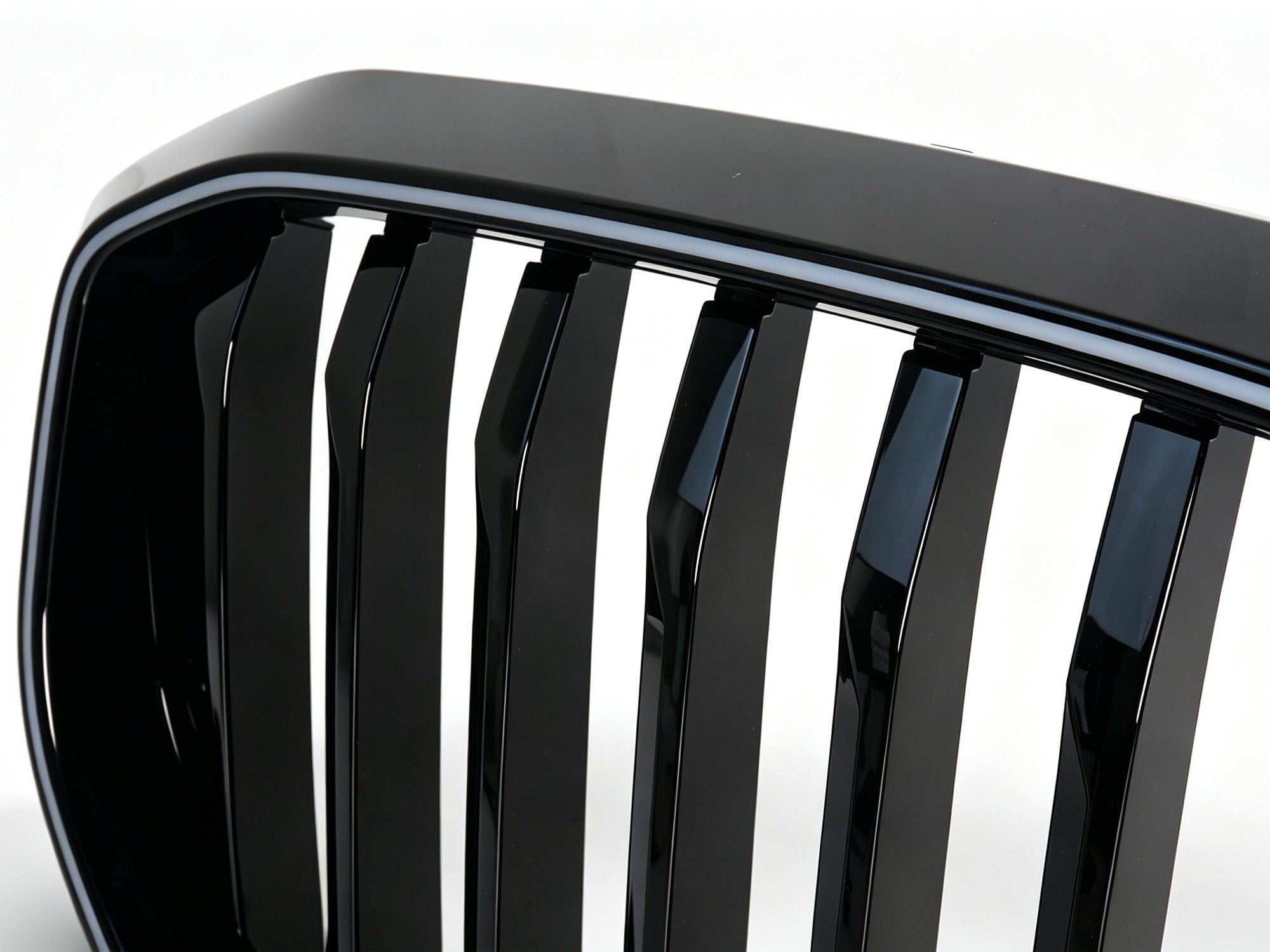 LED Kühlergrill Grill Frontgrill Schwarz Einsteg für BMW X5 G05 2023-2026 LCI