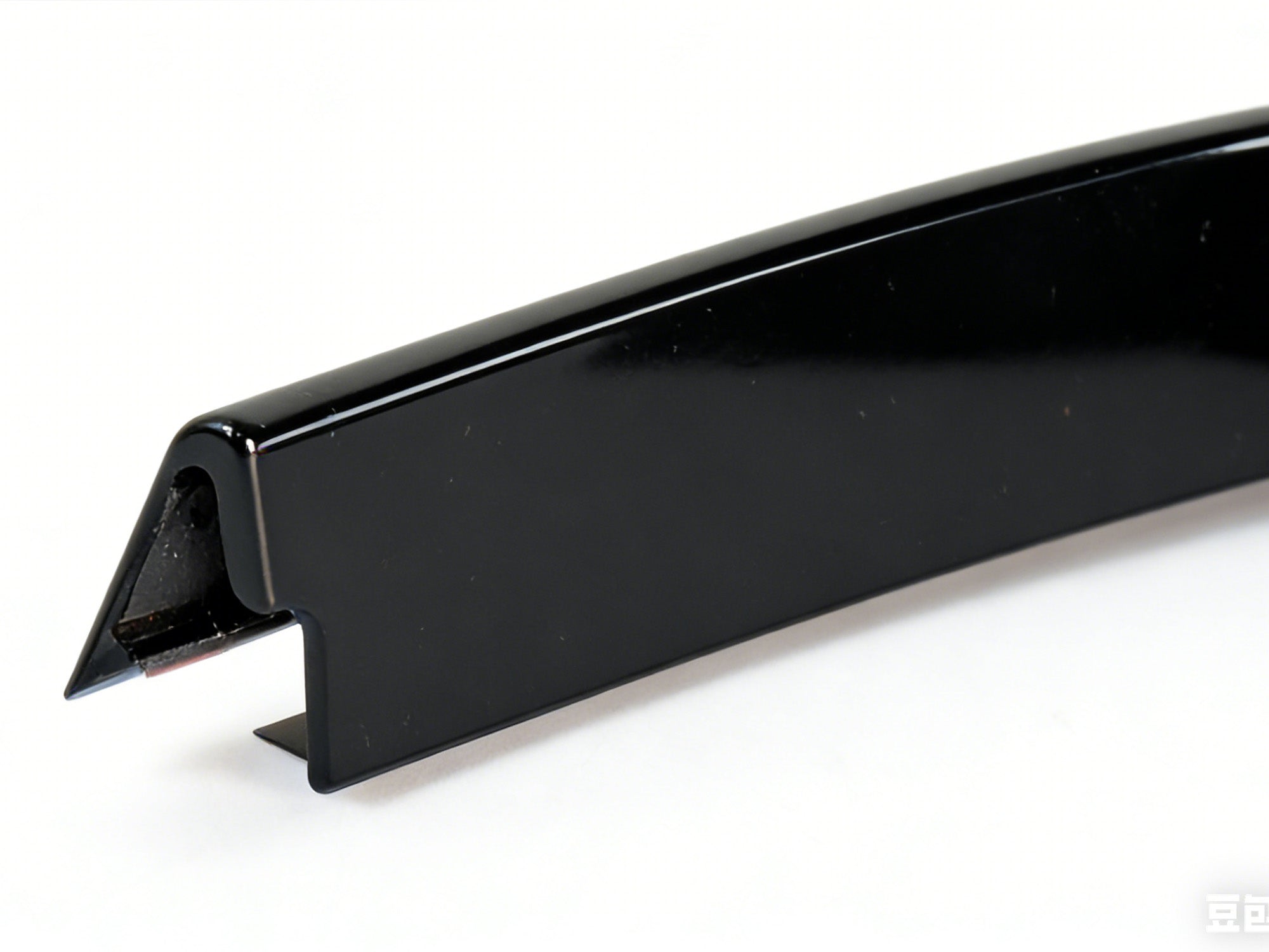 Aero Flaps Flics vorne Stoßstange Flossen für Mercedes Benz A Kl. W177 V177 AMG Line ab 2018