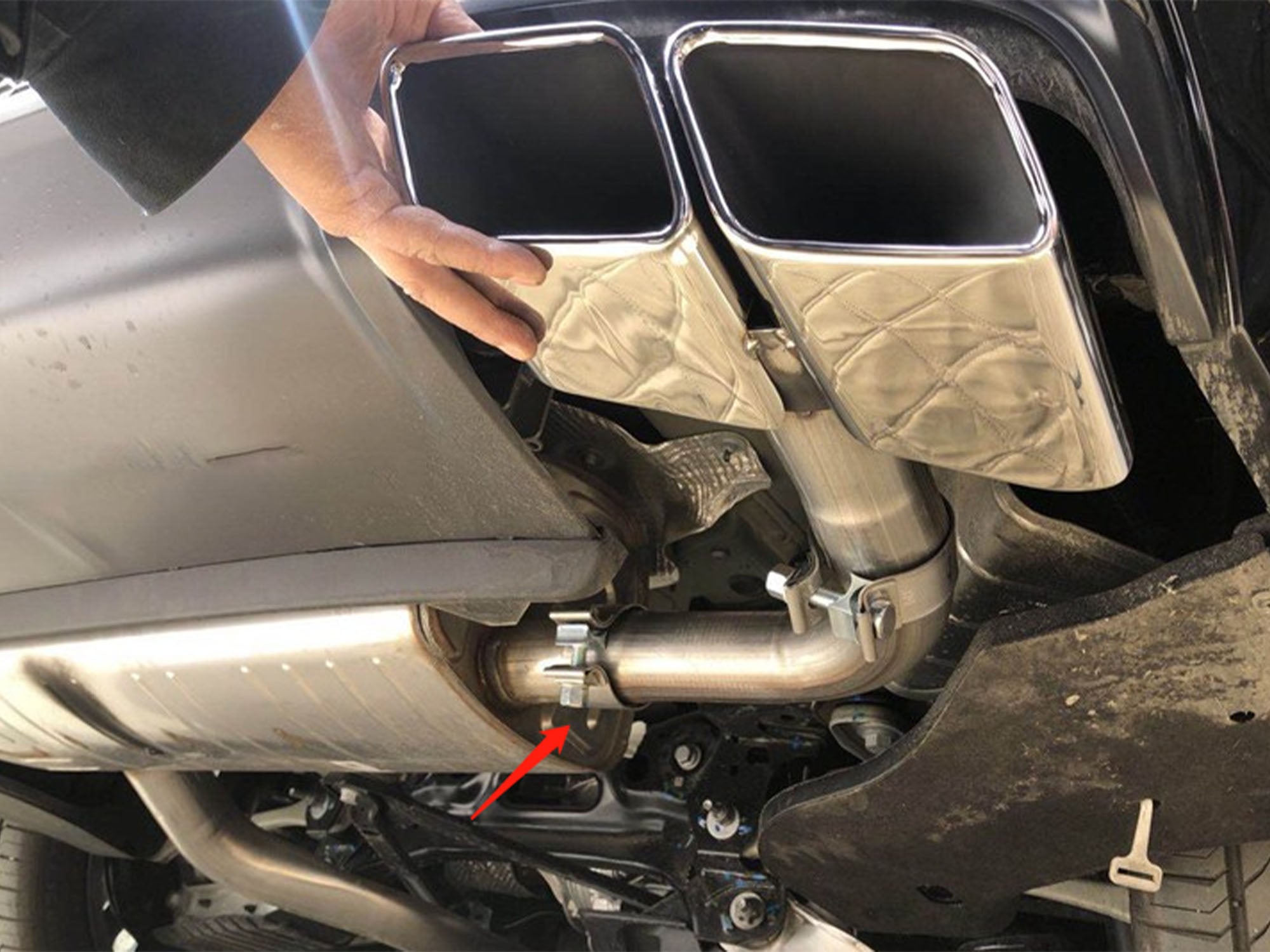 Chrom Auspuffblenden Doppelrohr Endrohre Performance für AUDI Q7 4M 2016-2019