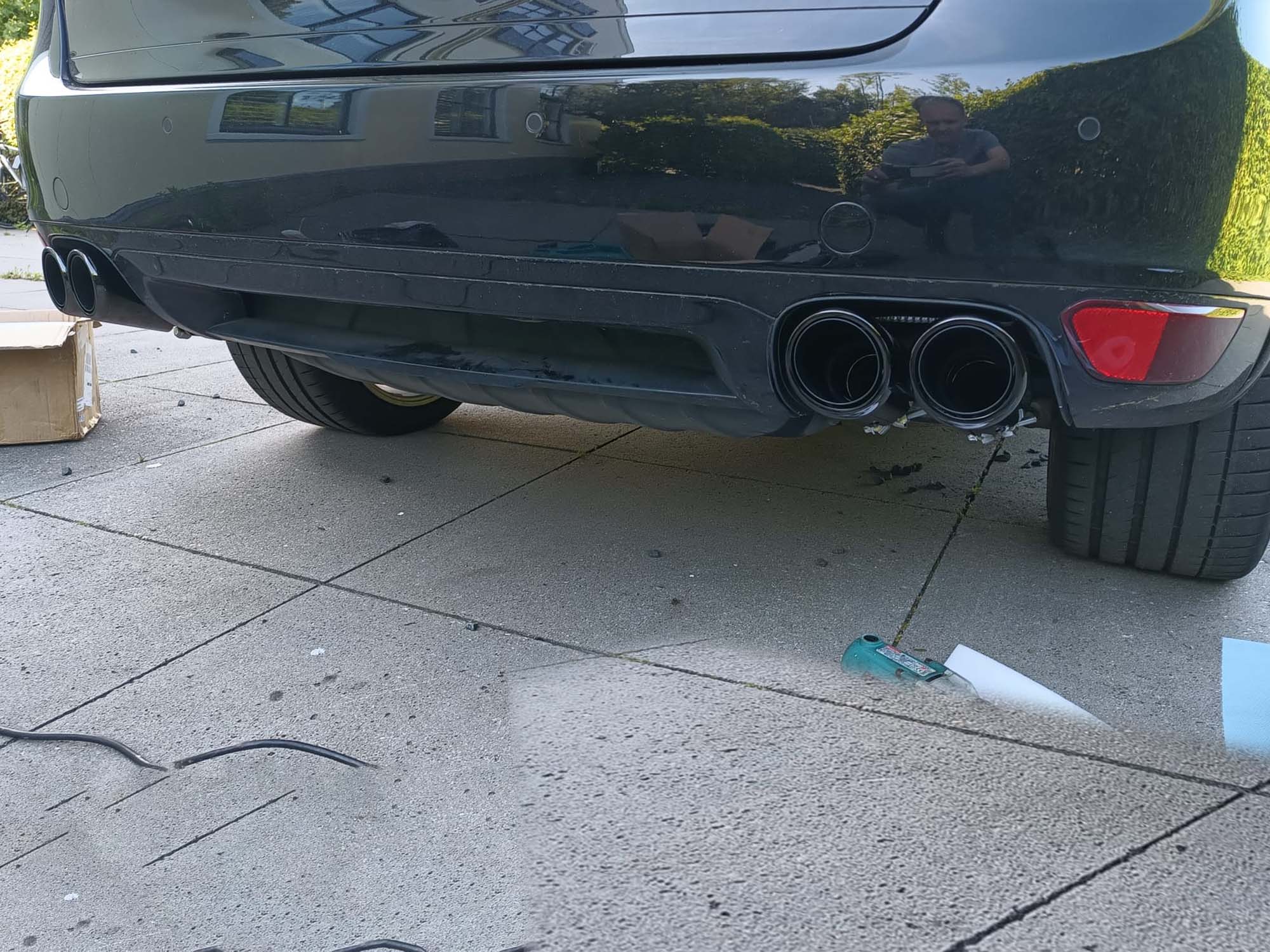 Auspuffblenden Satz Schwarz 4 Stücke für Porsche Cayenne S GTS Turbo Turbo S 958 4,8L V8 2011-2014