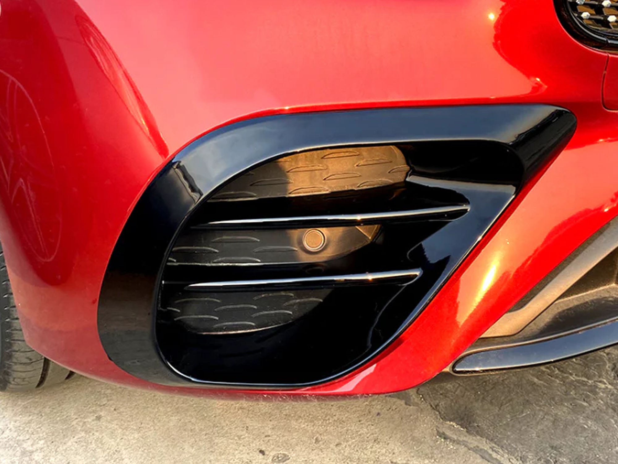 Schwarz Lüftungsgitter Flossen Canards Gitter für Mercedes E Klasse W213 S213 C238 A238 AMG-Line 2020+