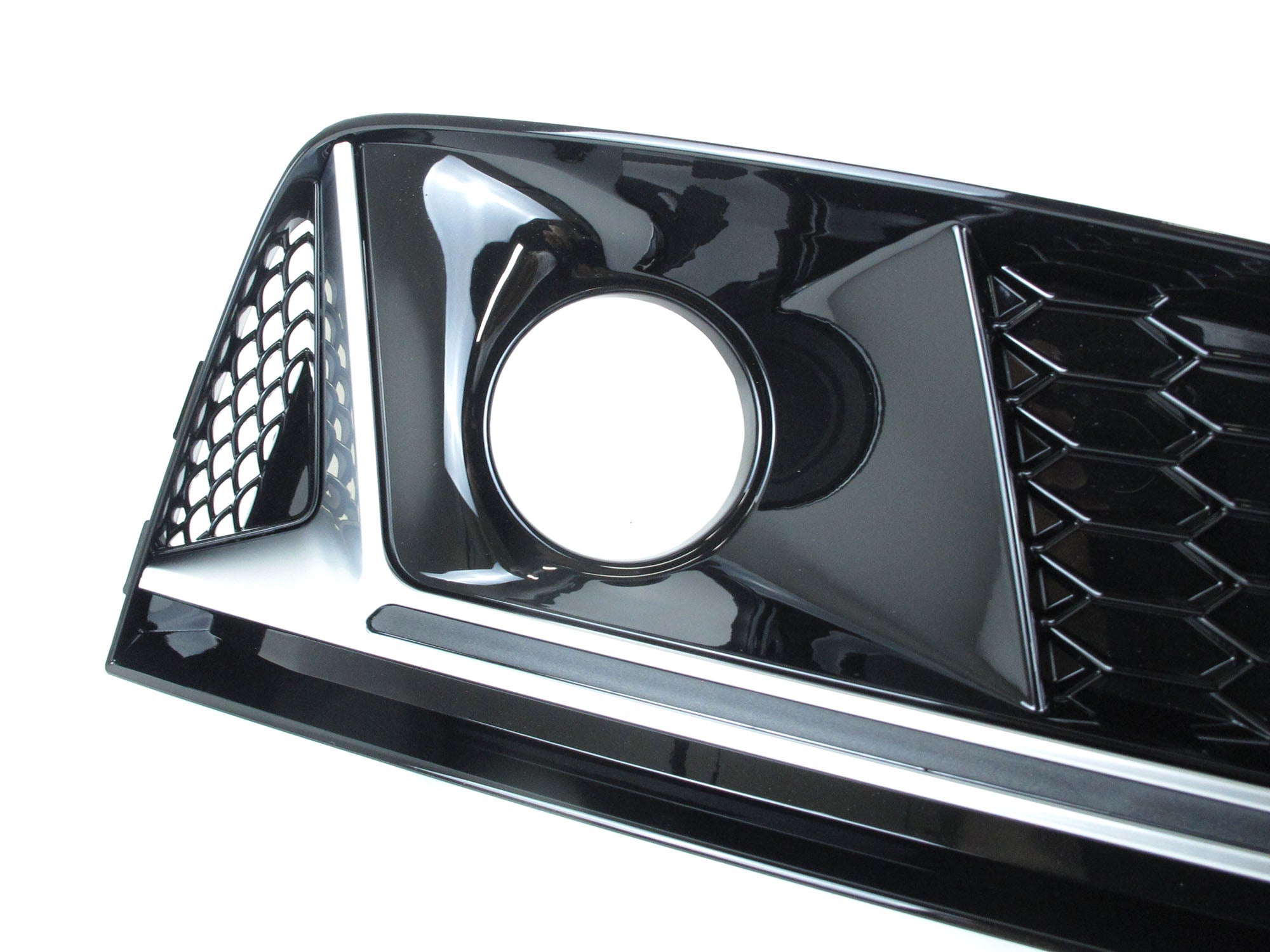 Nebelscheinwerfer Blende Lüftungsgitter Grill für Audi A4 B9 Seriens. OHNE  ACC 15-19 – SpeedyParts
