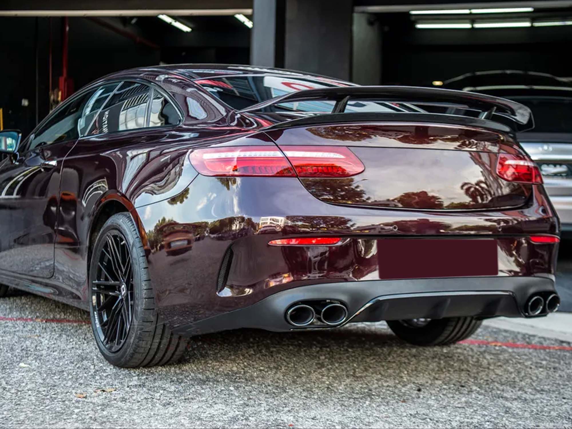 E53 Optik Heckdiffusor Auspuff Schwarz für Mercedes C238 A238 AMG-Line 16-24