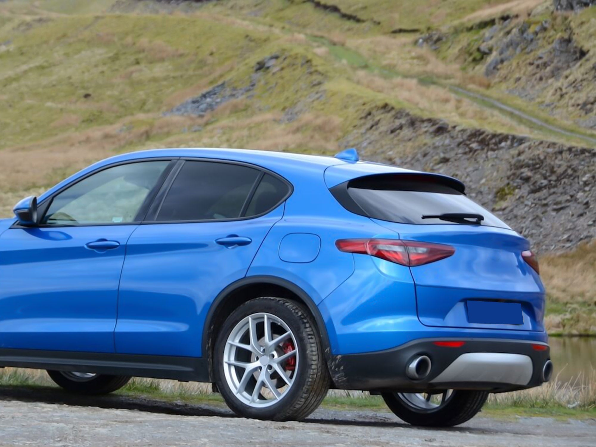 NEU Chrom Auspuffblenden Endrohre Blende für Alfa Romeo Stelvio ab 2017 et245