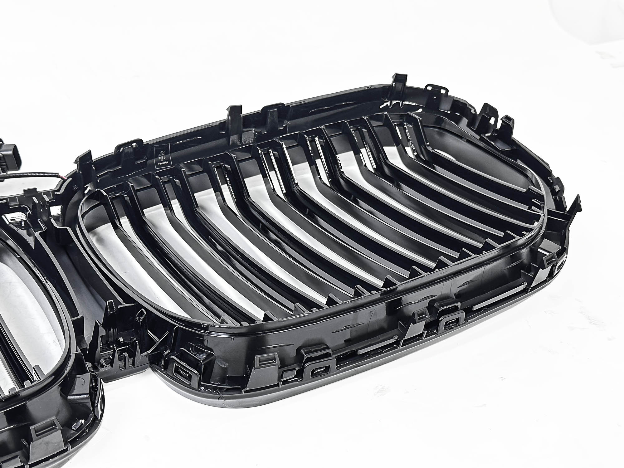 Doppelsteg Schwarz LED Grill Kühlergrill Nieren für BMW X5 G05 2018-2023