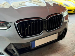 Schwarz Einsteg LED Kühlergrill Frontgrill Grill Nieren für BMW X3 G01 X4 G02 22+ LCI