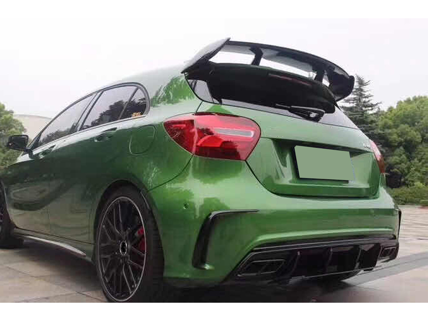 Diffusor Heckdiffusor + Schwarz Auspuffblenden für Mercedes Benz A-Klasse W176 AMG Line A45 AMG ab2015 di17