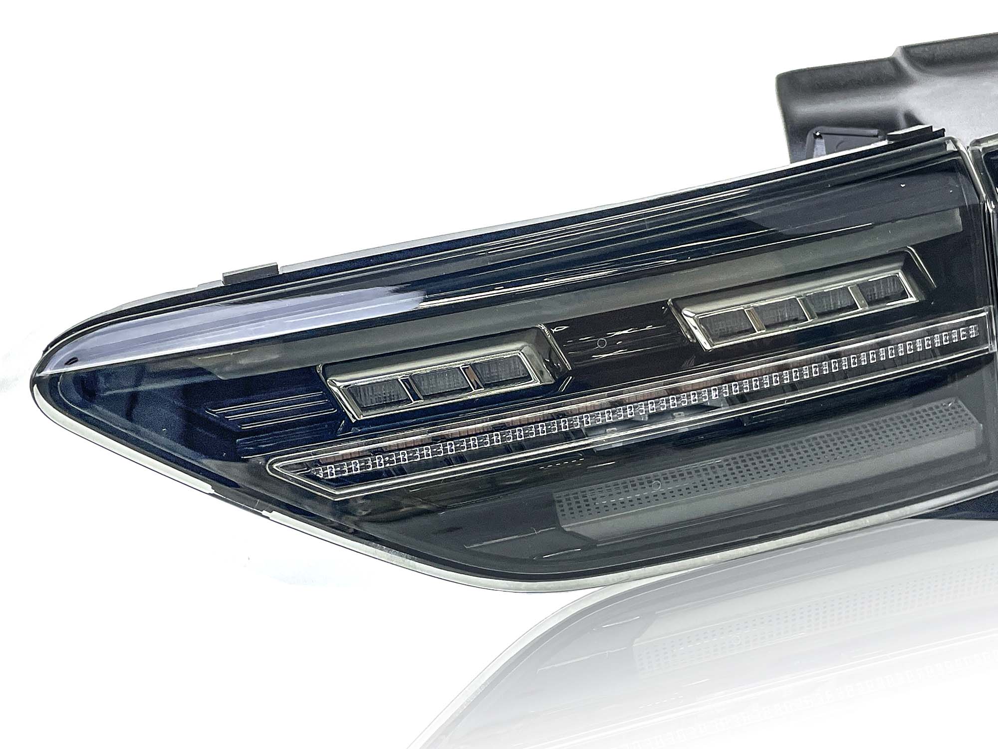 NEU Dynamische Rot Rauch Heckleuchten Rückleuchten Rücklicht für VW GOLF 8 Volkswagen MK8