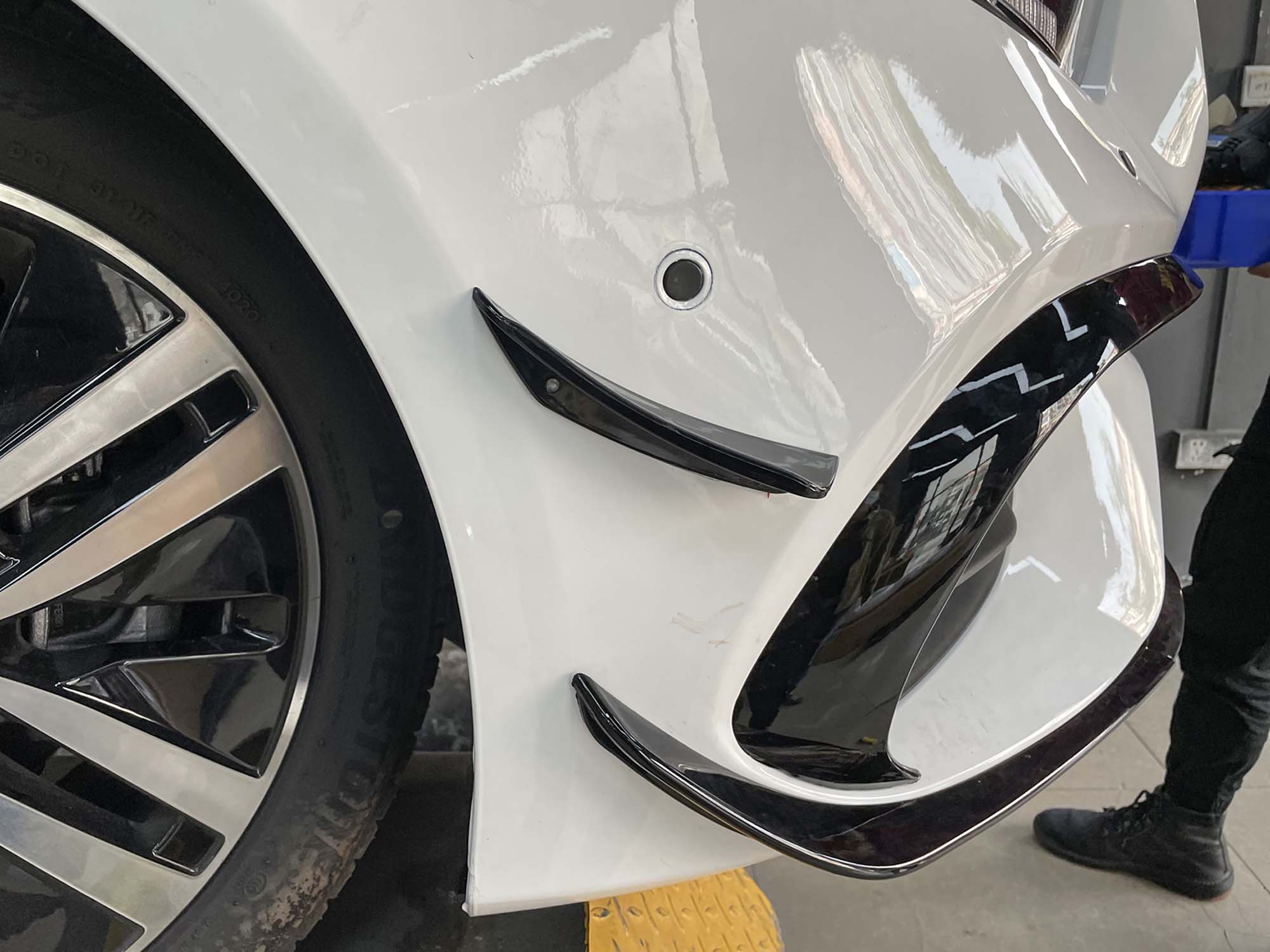 Frontansatz Front Splitter Spoiler Schwarz für Mercedes A Kl. W177 Hatchback A45 AMG ab 2018